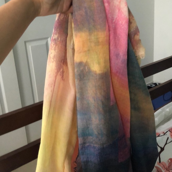 Gorgeous multi coloured scarf with forest image - Picture 1 of 2